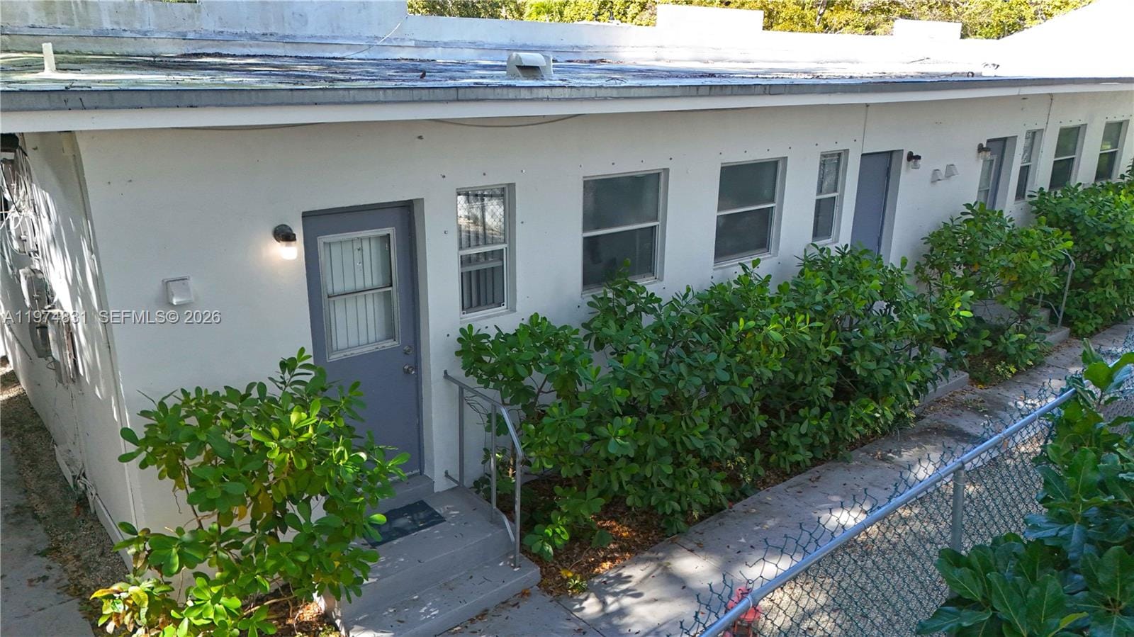 2825 SW 3rd Avenue — photo 5