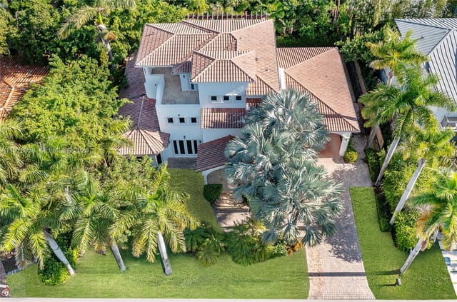 541 S Mashta Drive, Key Biscayne, FL 33149