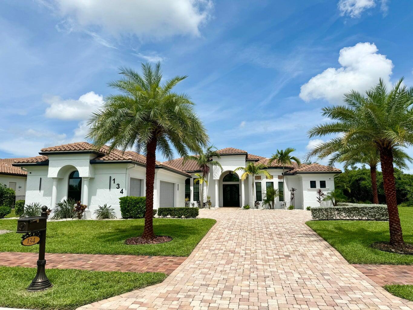 134 SE Fiore Bello, Port St. Lucie, FL 34984, Port St Lucie