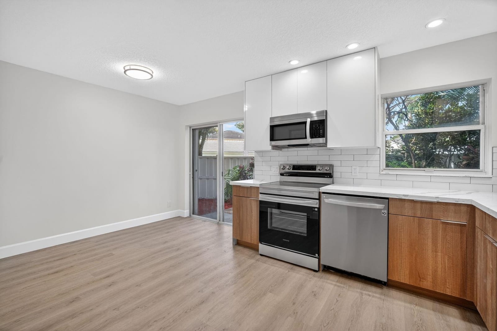 9870 NW 2nd Street — photo 5