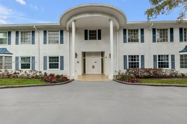 2180 NE 67th Street 723, Fort Lauderdale, FL 33308
