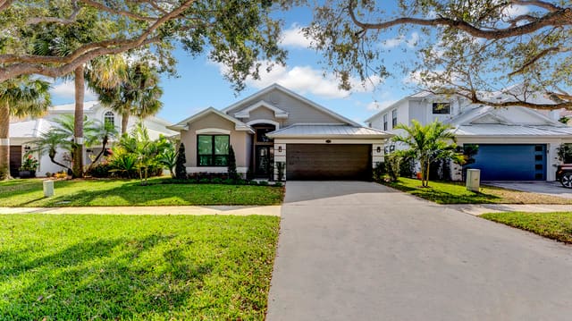 535 Enfield Court, Delray Beach, FL 33444