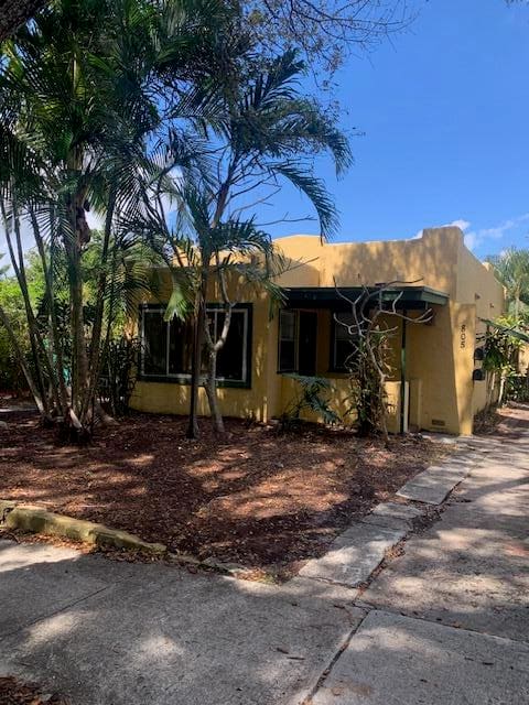 805 Sunset Road, West Palm Beach, FL 33401