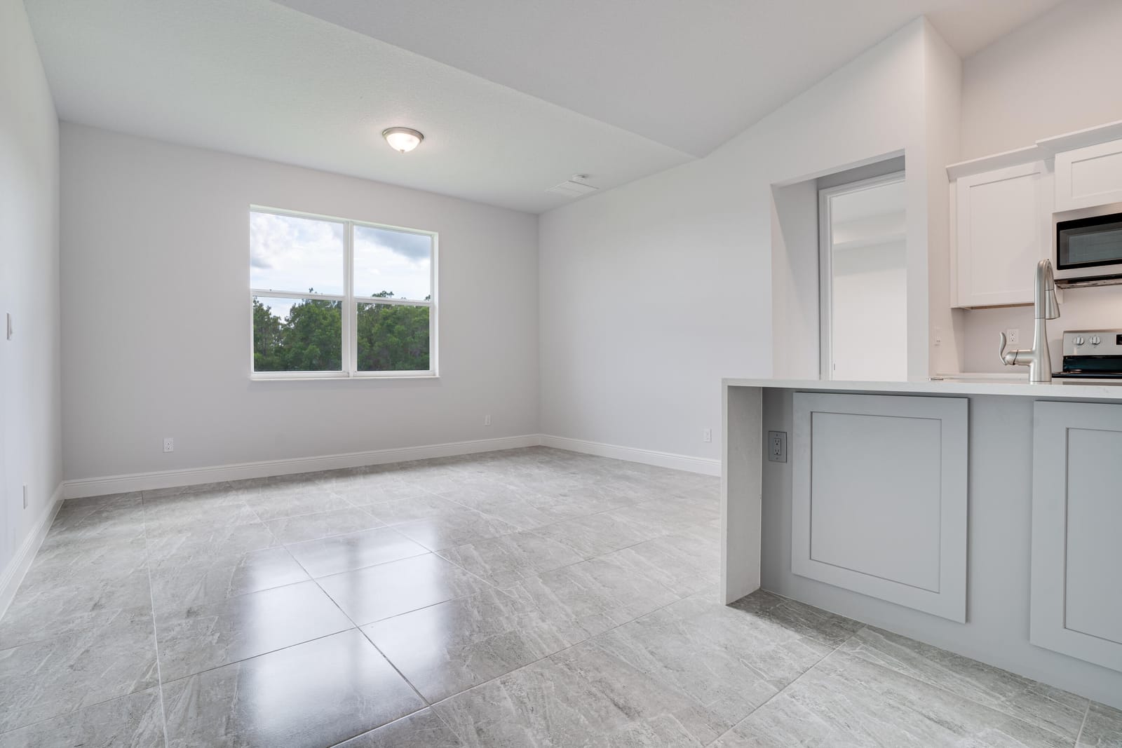 388 SW Vista Lake Drive — photo 7