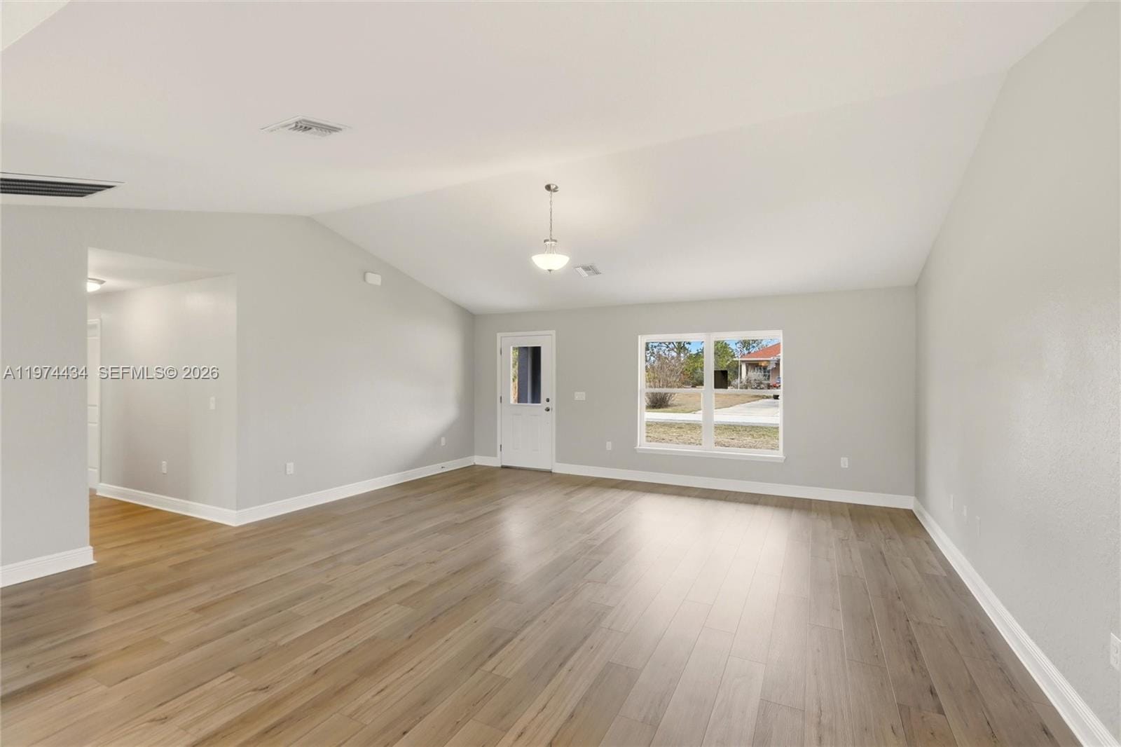 6823 Dickinson Drive — photo 2