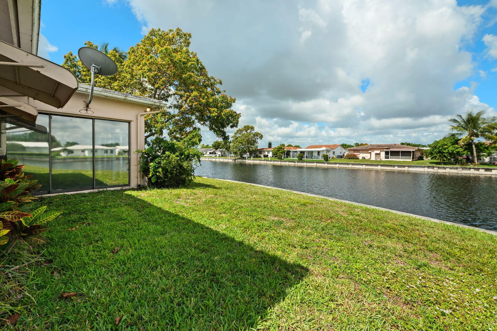 5807 NW 85th Avenue, Tamarac, FL 33321 photo 24