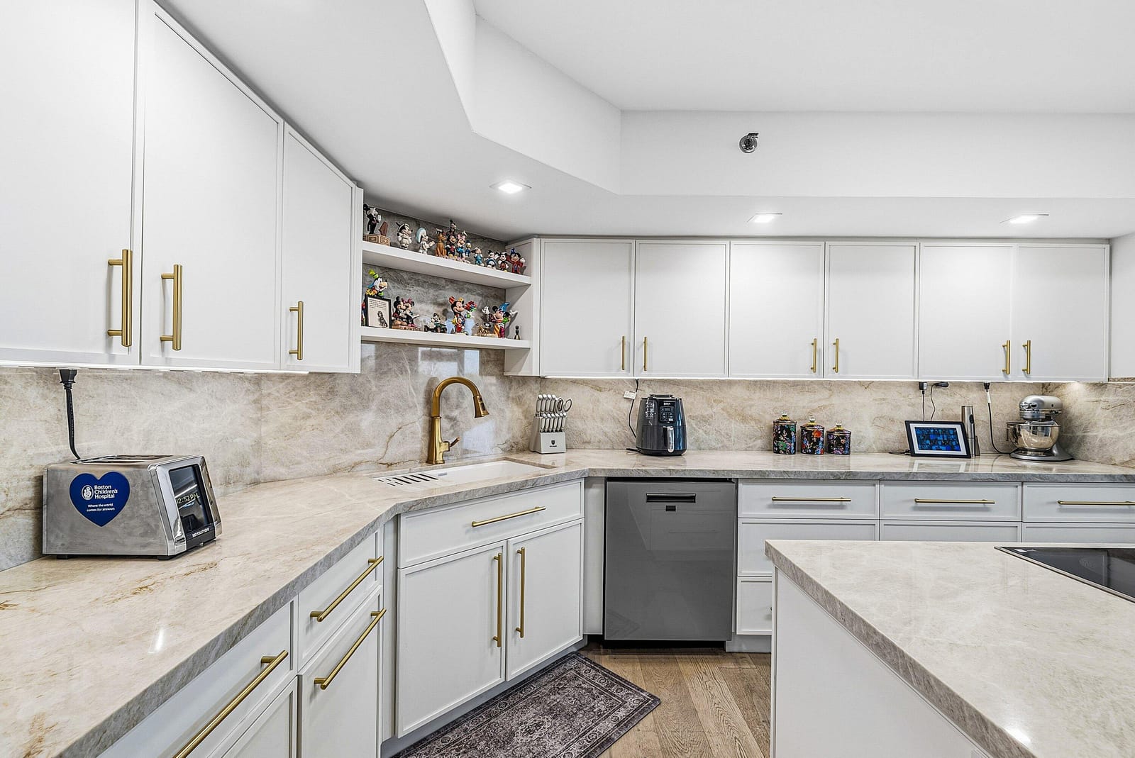 7575 Imperial Drive 501 — photo 3