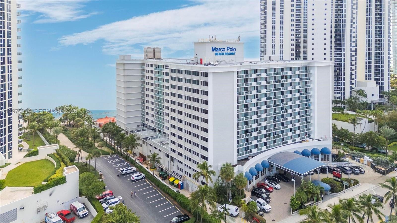 19201 Collins Avenue 628, Sunny Isles Beach, FL 33160 photo 1
