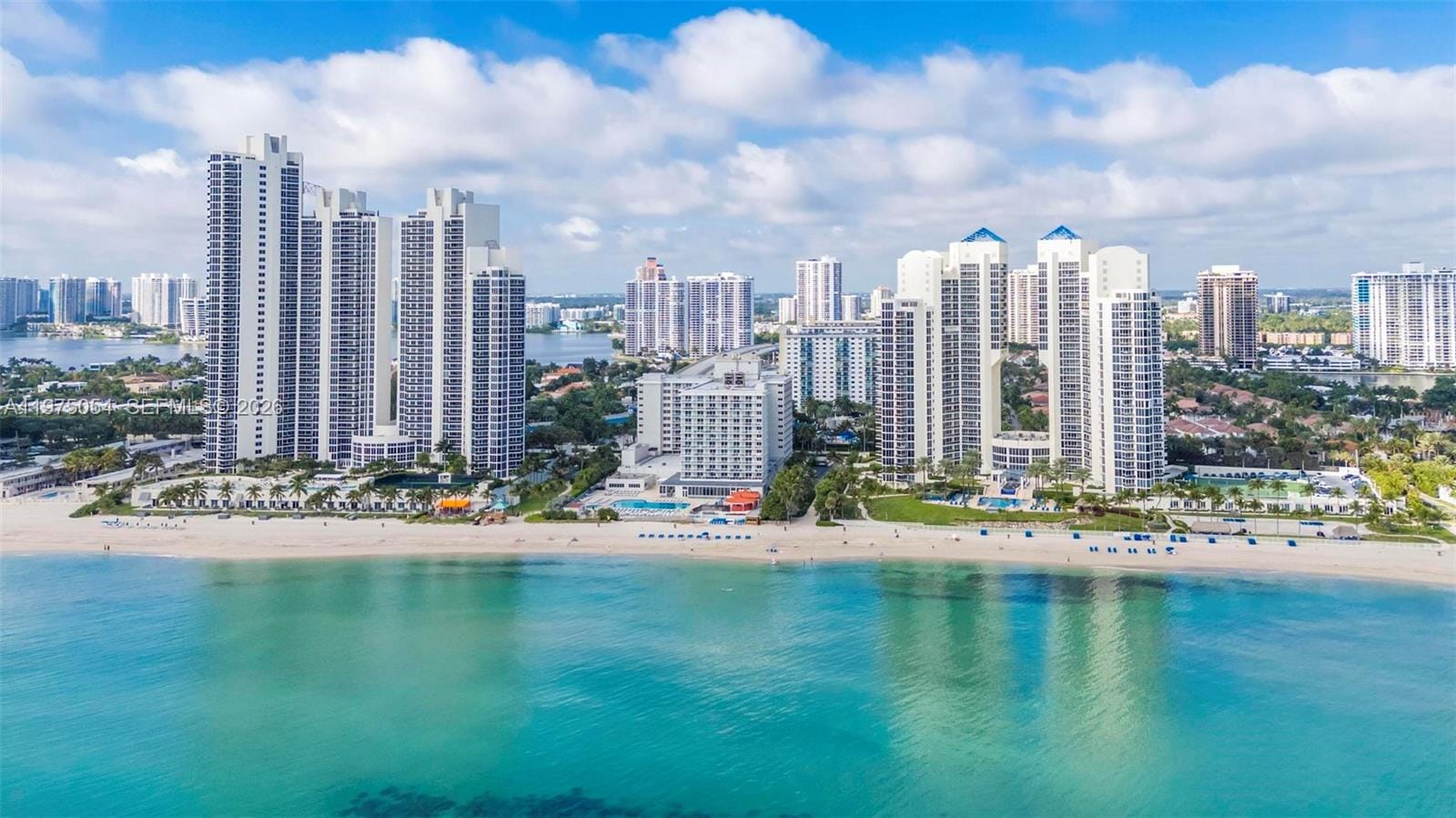 19201 Collins Avenue 628, Sunny Isles Beach, FL 33160 photo 3