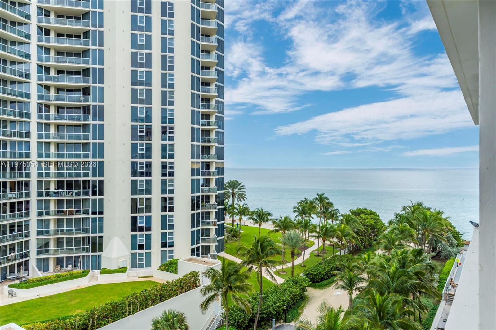 19201 Collins Avenue 628, Sunny Isles Beach, FL 33160 photo 8
