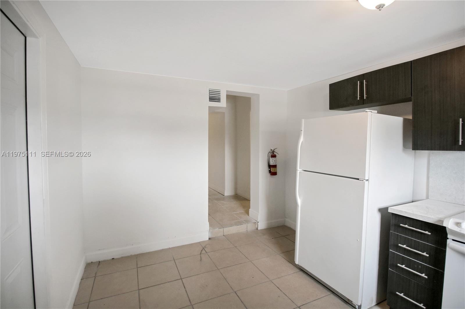 1160 W 26 Th Court, Riviera Beach, FL 33404 photo 16