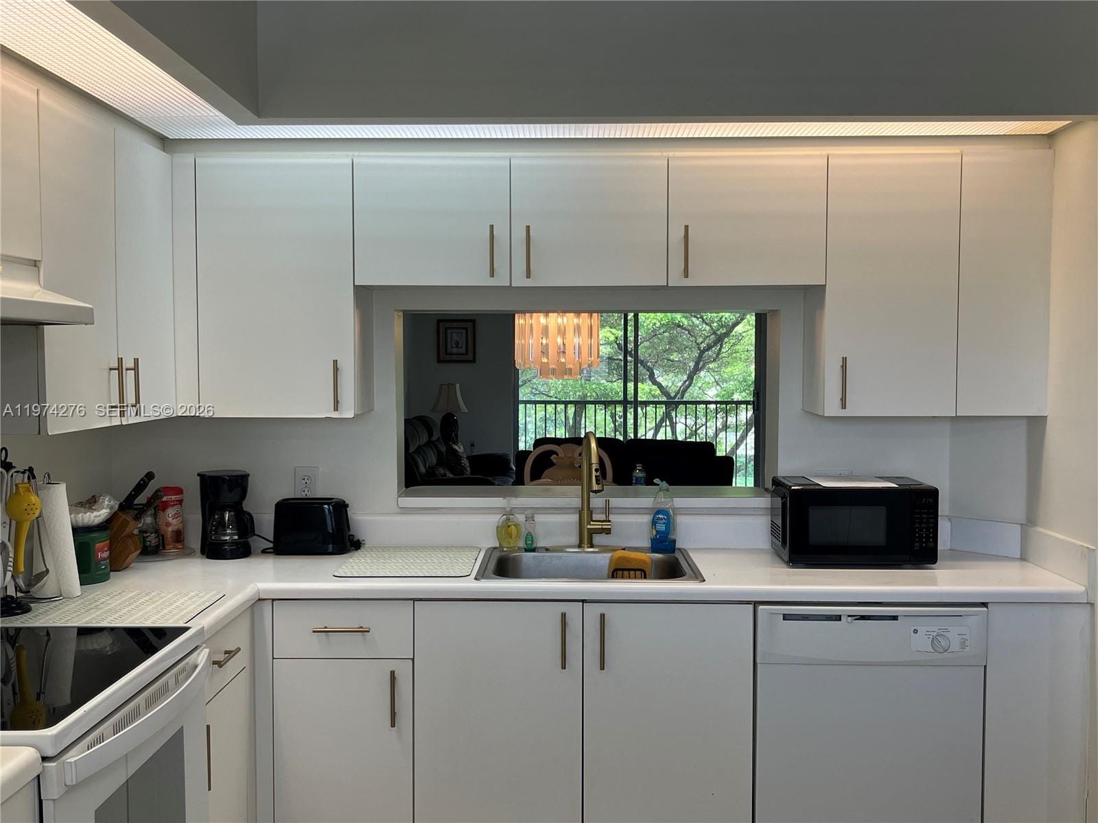 13105 SW 16th Court 313L, Pembroke Pines, FL 33027