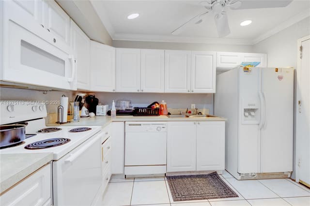 4848 NW 24th Court 215, sold in Town Square Condo, Lauderdale Lakes, FL