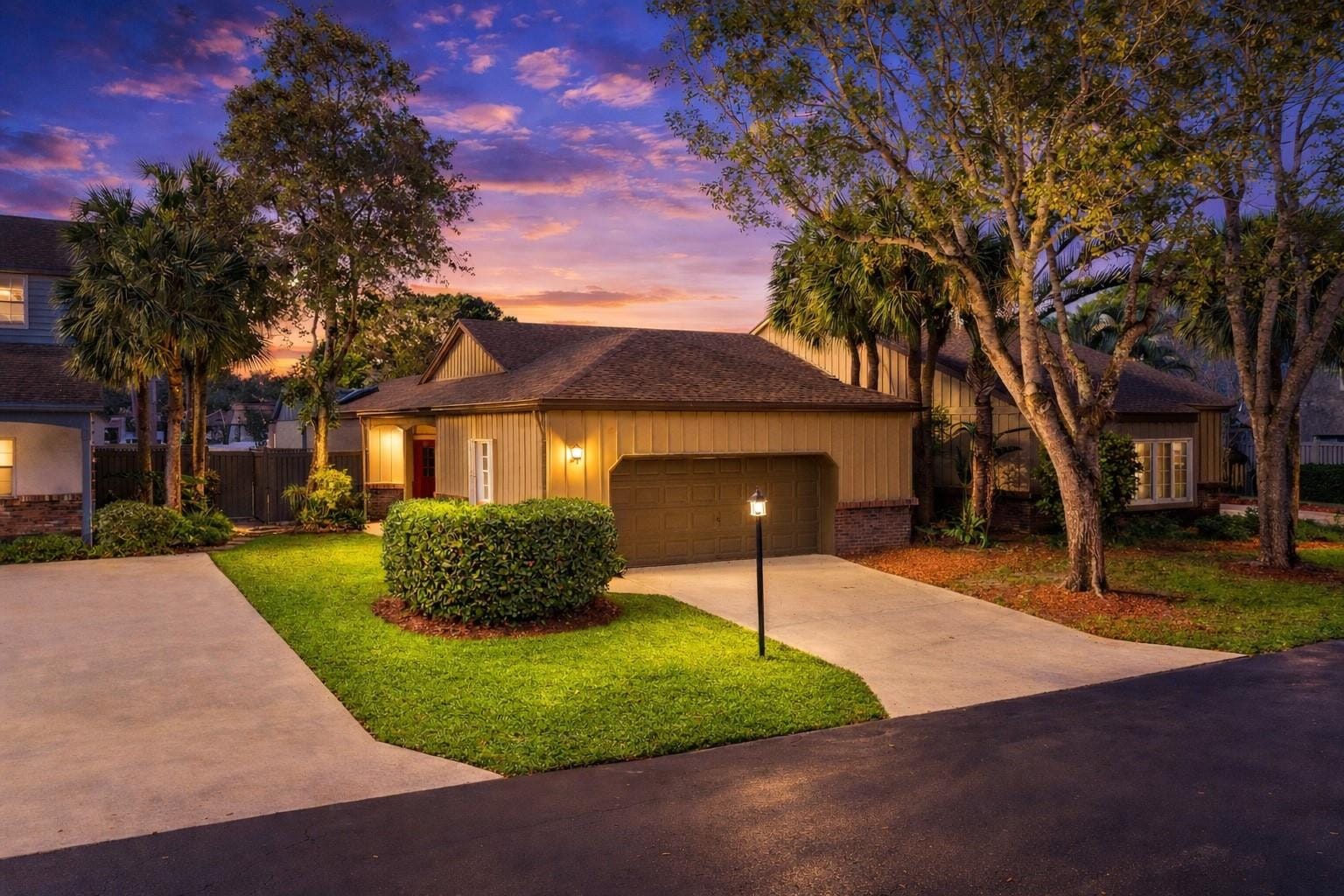 6558 Abbey Road, Parkland, FL 33067
