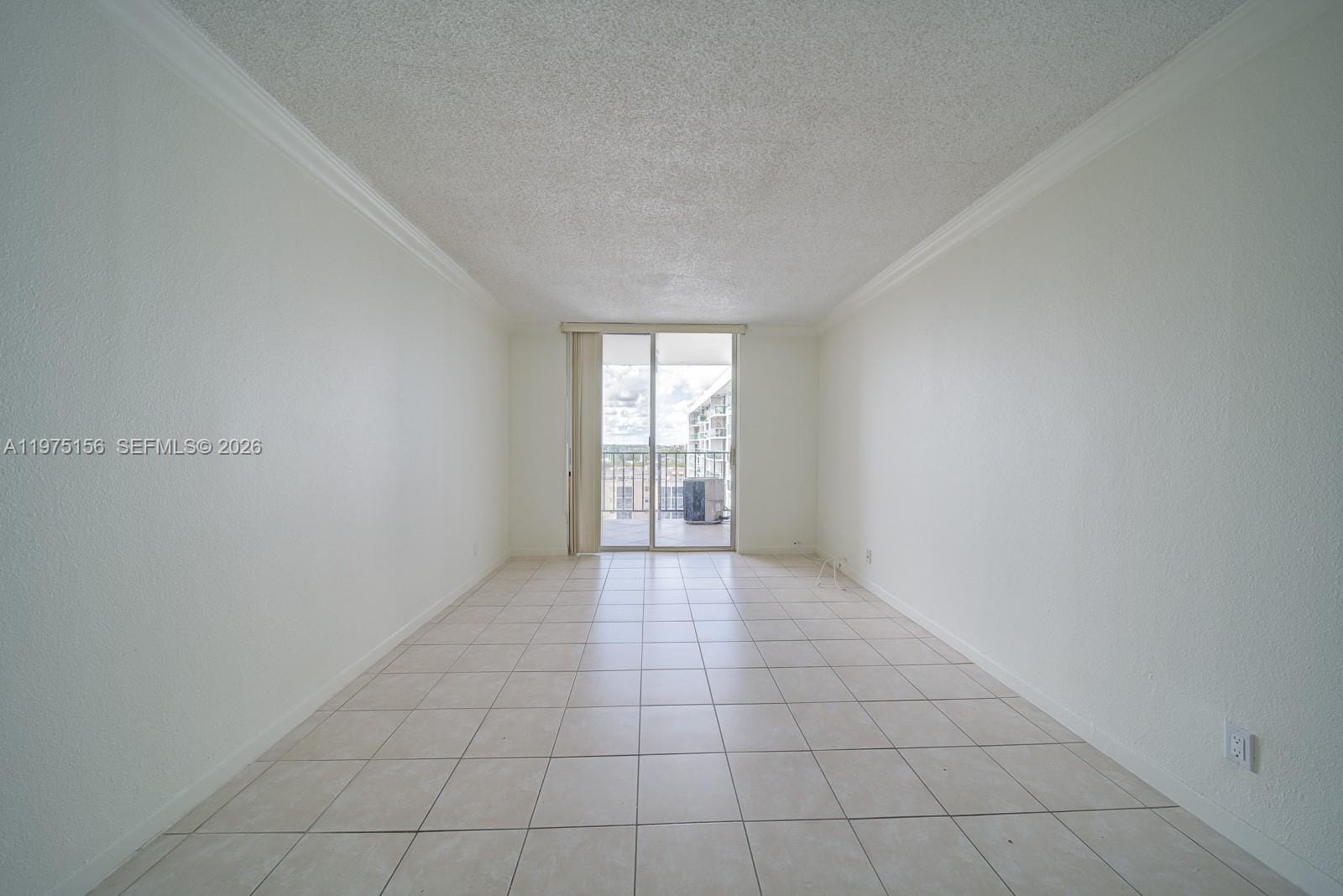 2903 N Miami Beach Boulevard 1006 — photo 2