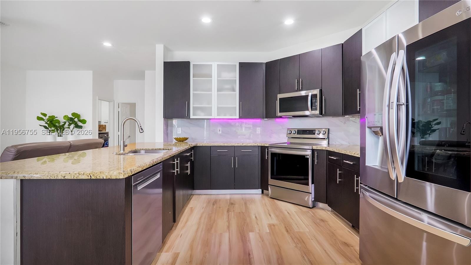 637 Lake Boulevard, Weston, FL 33326 photo 19