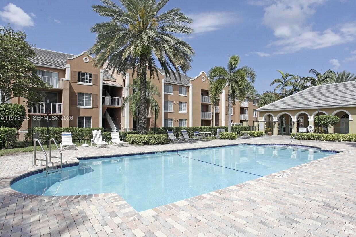 11145 SW 6th Street 302, Pembroke Pines, FL 33025, Pembroke Pines