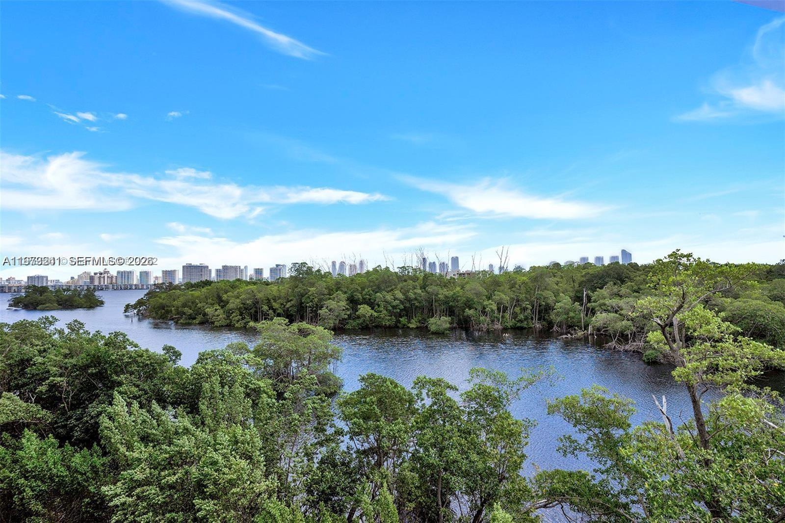 16385 Biscayne Boulevard 421, North Miami Beach, FL 33160, North Miami Beach