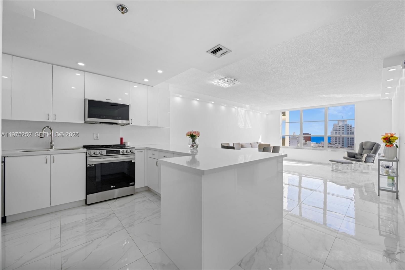 4101 Pine Tree Drive 919, Miami Beach, FL 33140, Miami Beach