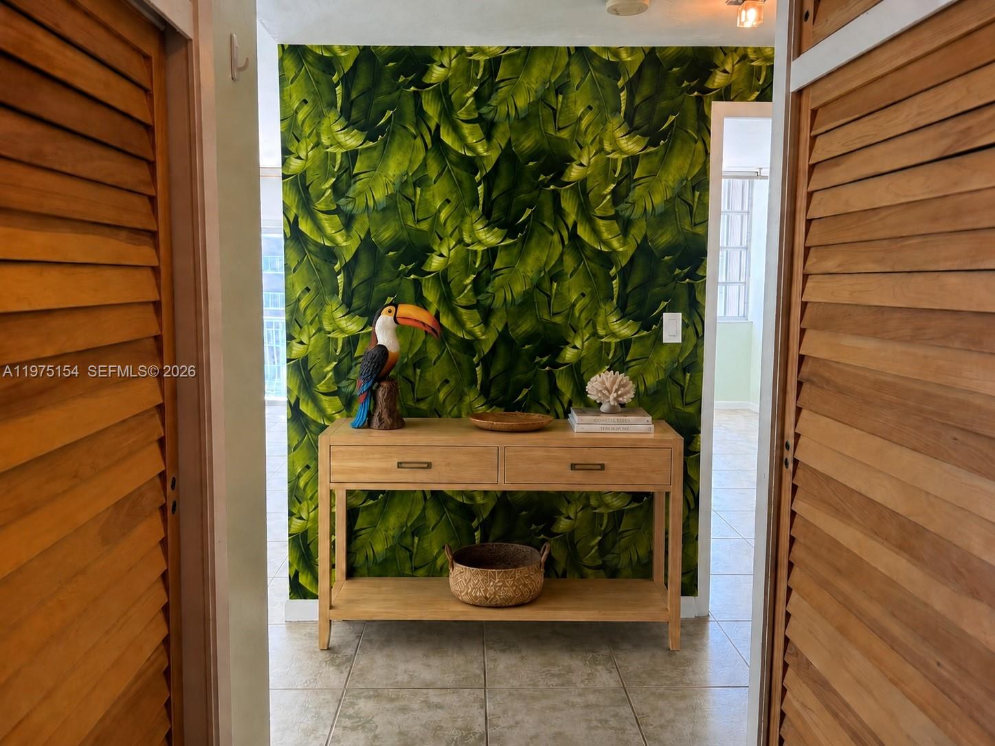 1408 Brickell Bay Drive 404, Miami, FL 33131, Miami
