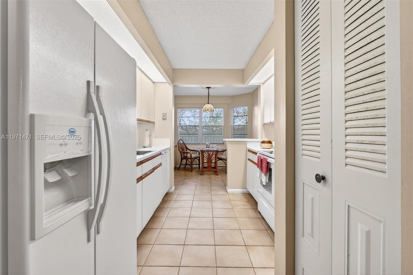 900 SW 125th Way 409R — photo 7