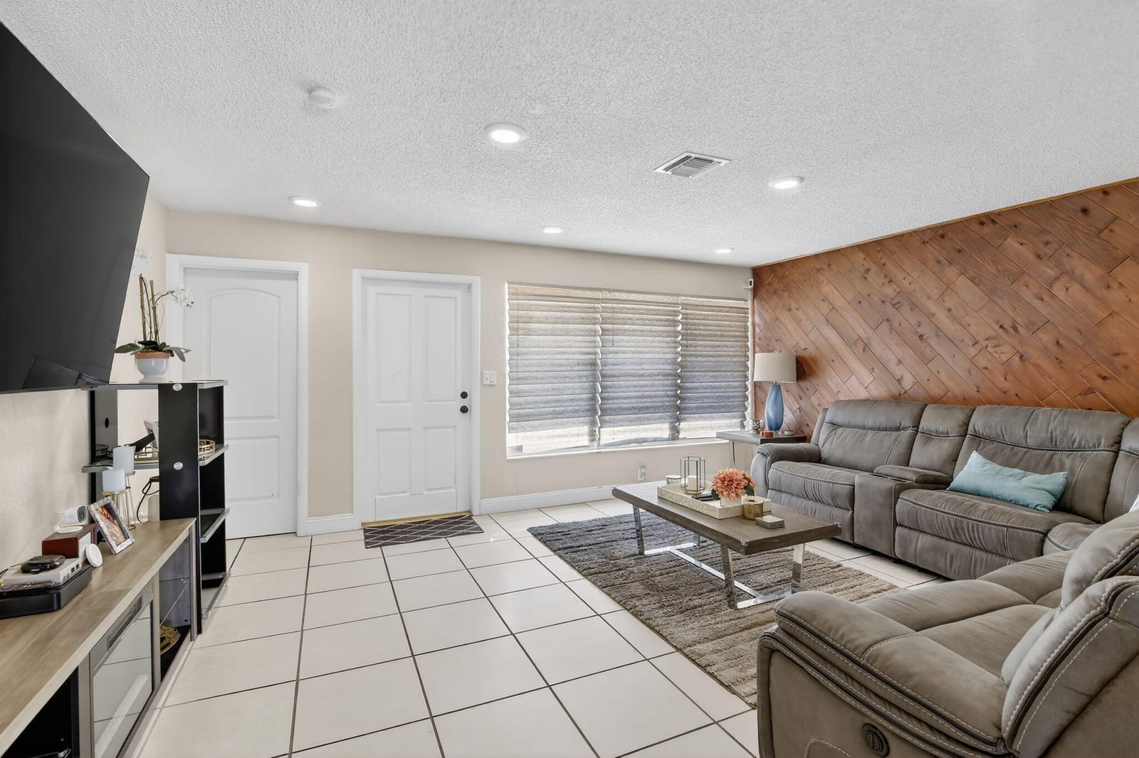 6721 SW 28th Court, Miramar, FL 33023 photo 5