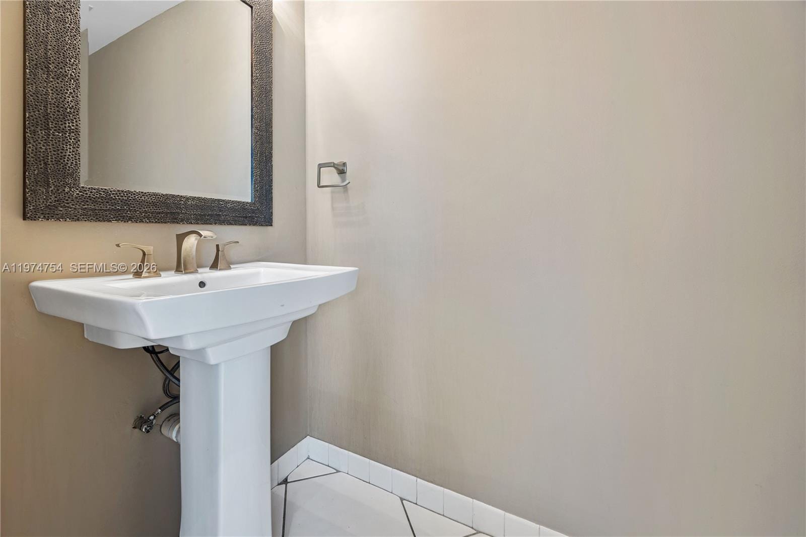 805 Bayside Lane, Weston, FL 33326 photo 24
