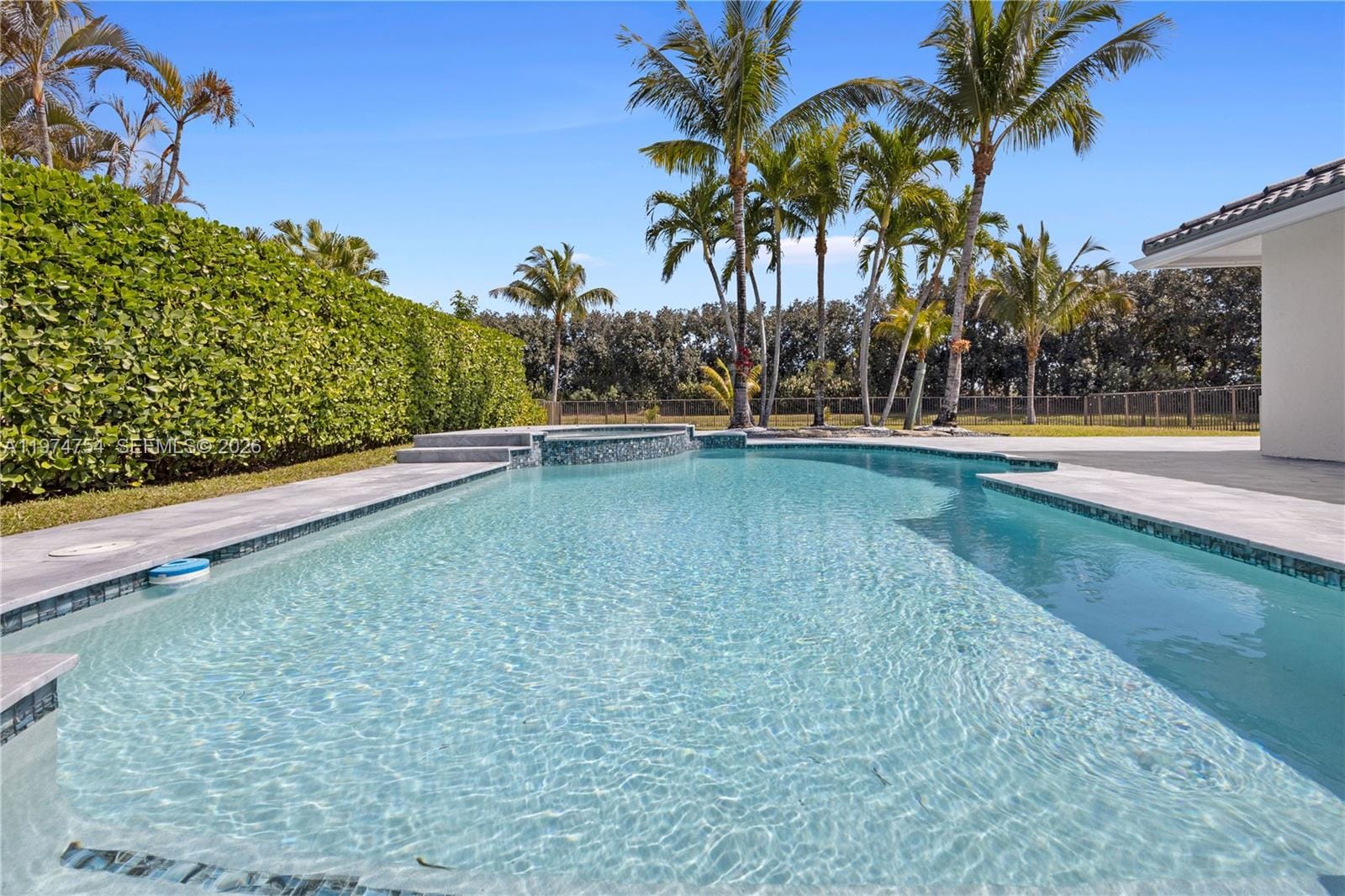 805 Bayside Lane, Weston, FL 33326 photo 4