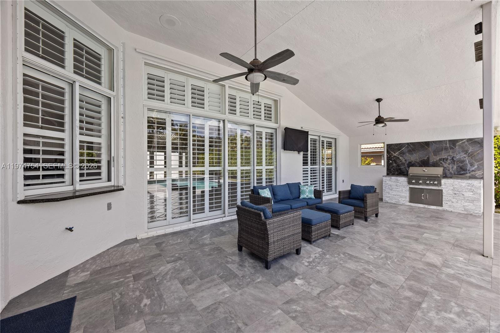 805 Bayside Lane, Weston, FL 33326 photo 5