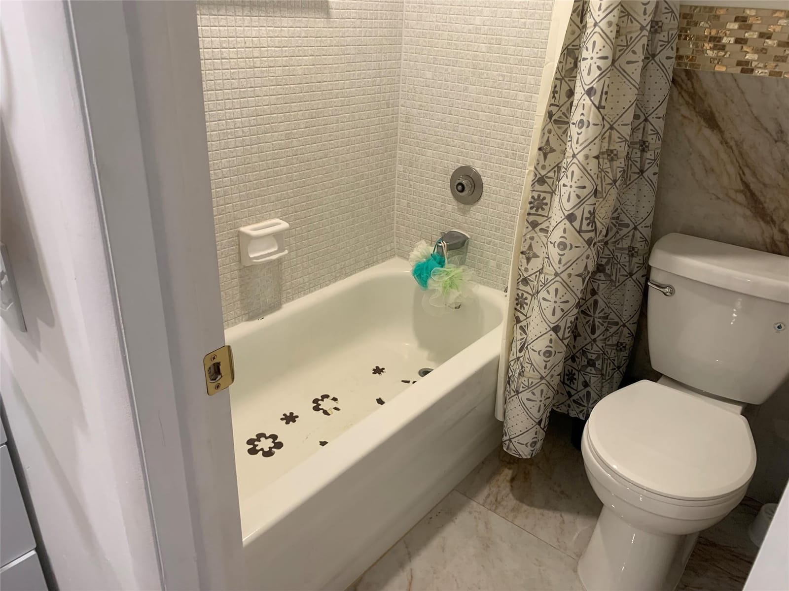 9081 Lime Bay Boulevard 214, Tamarac, FL 33321 photo 9