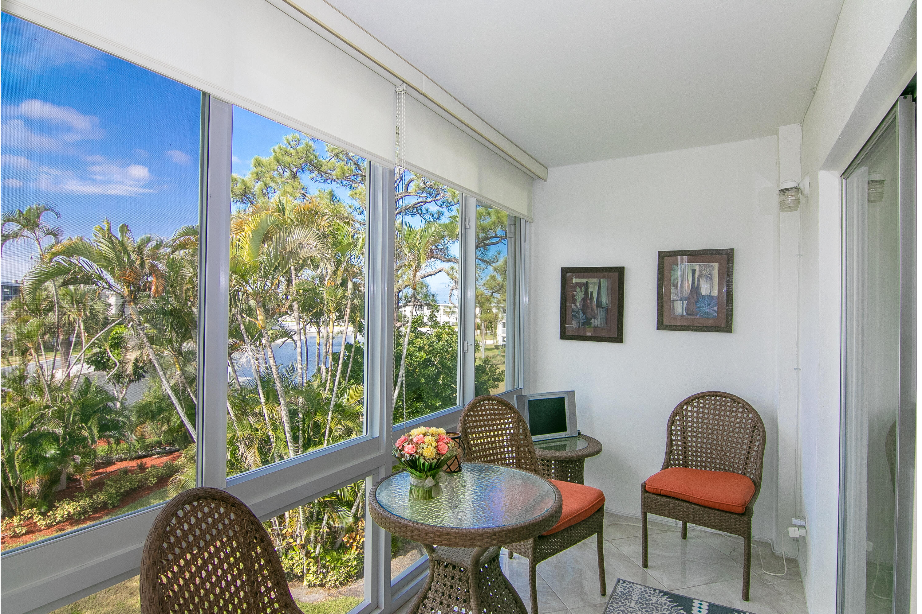 2562 N Garden Drive N 308, Lake Worth, FL 33461, Lake Worth