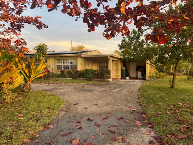 1414 N Seacrest Boulevard, Boynton Beach, FL 33435