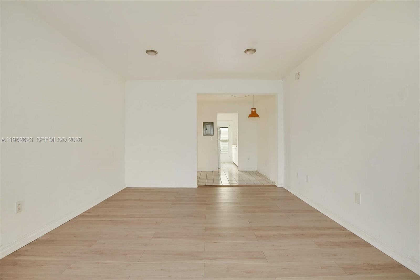 835 Meridian Avenue 3 — photo 2