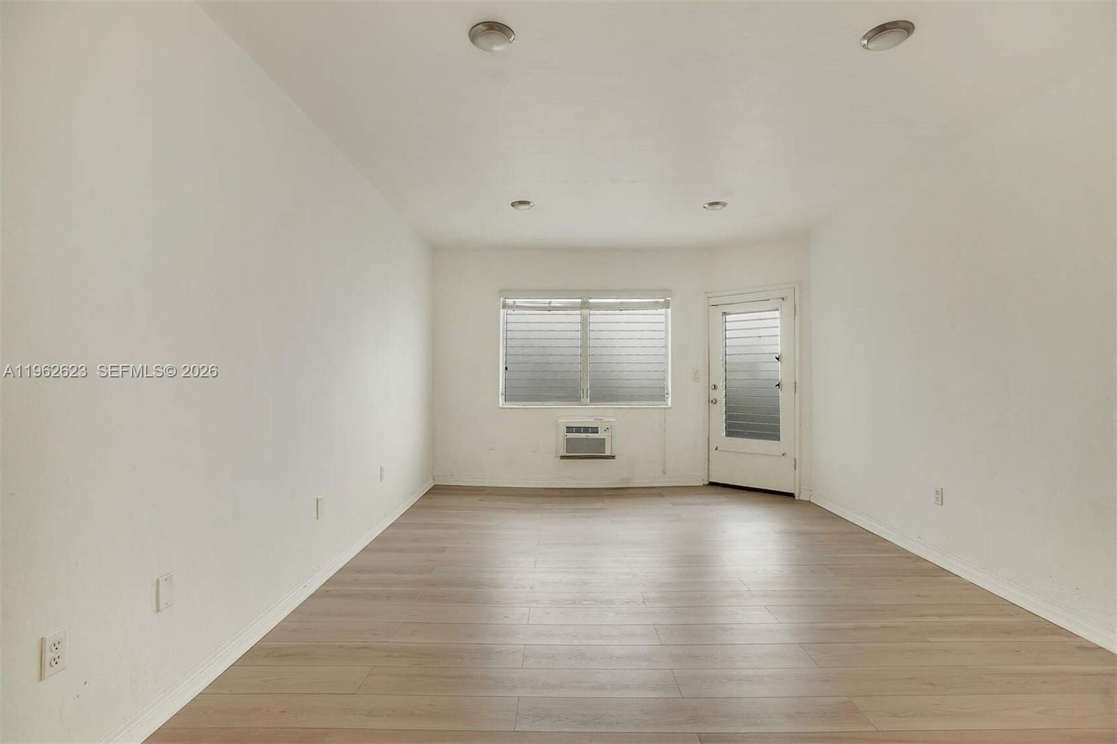 835 Meridian Avenue 3 — photo 12