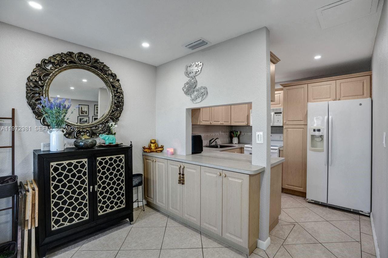 3665 NE 167th Street 208, North Miami Beach, FL 33160 photo 10