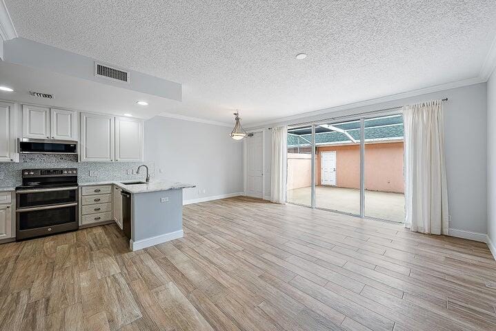 145 Waterford Drive, Jupiter, FL 33458 photo 5