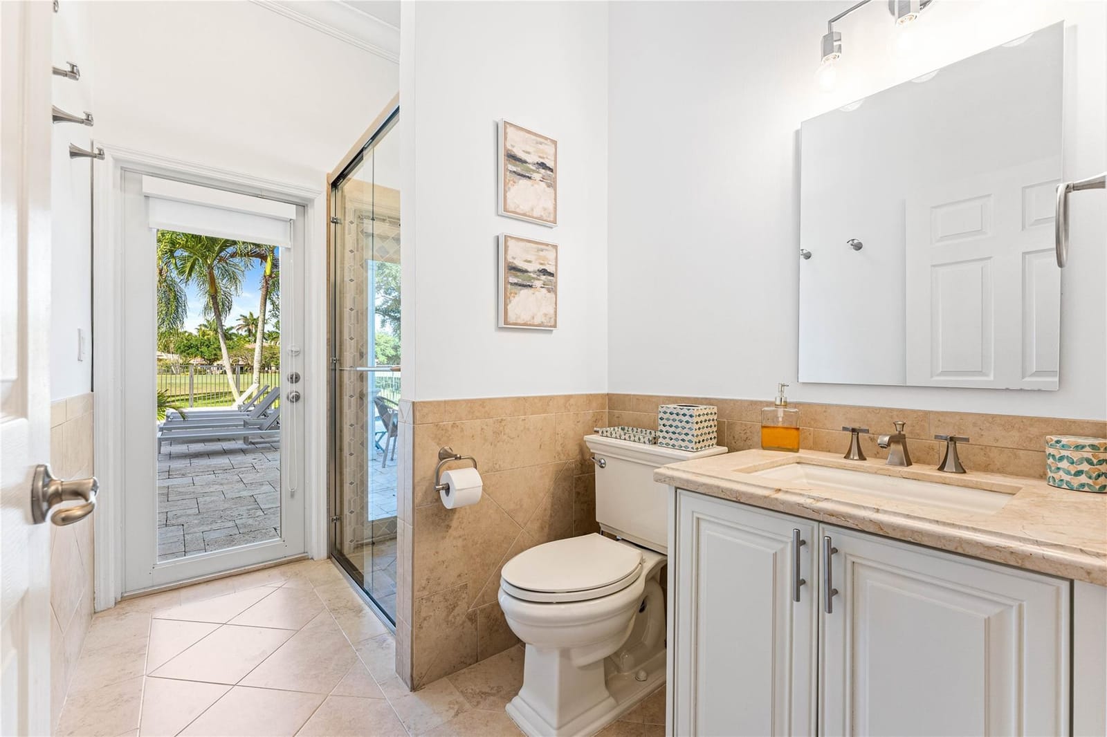 2527 Montclaire Circle, Weston, FL 33327 photo 19
