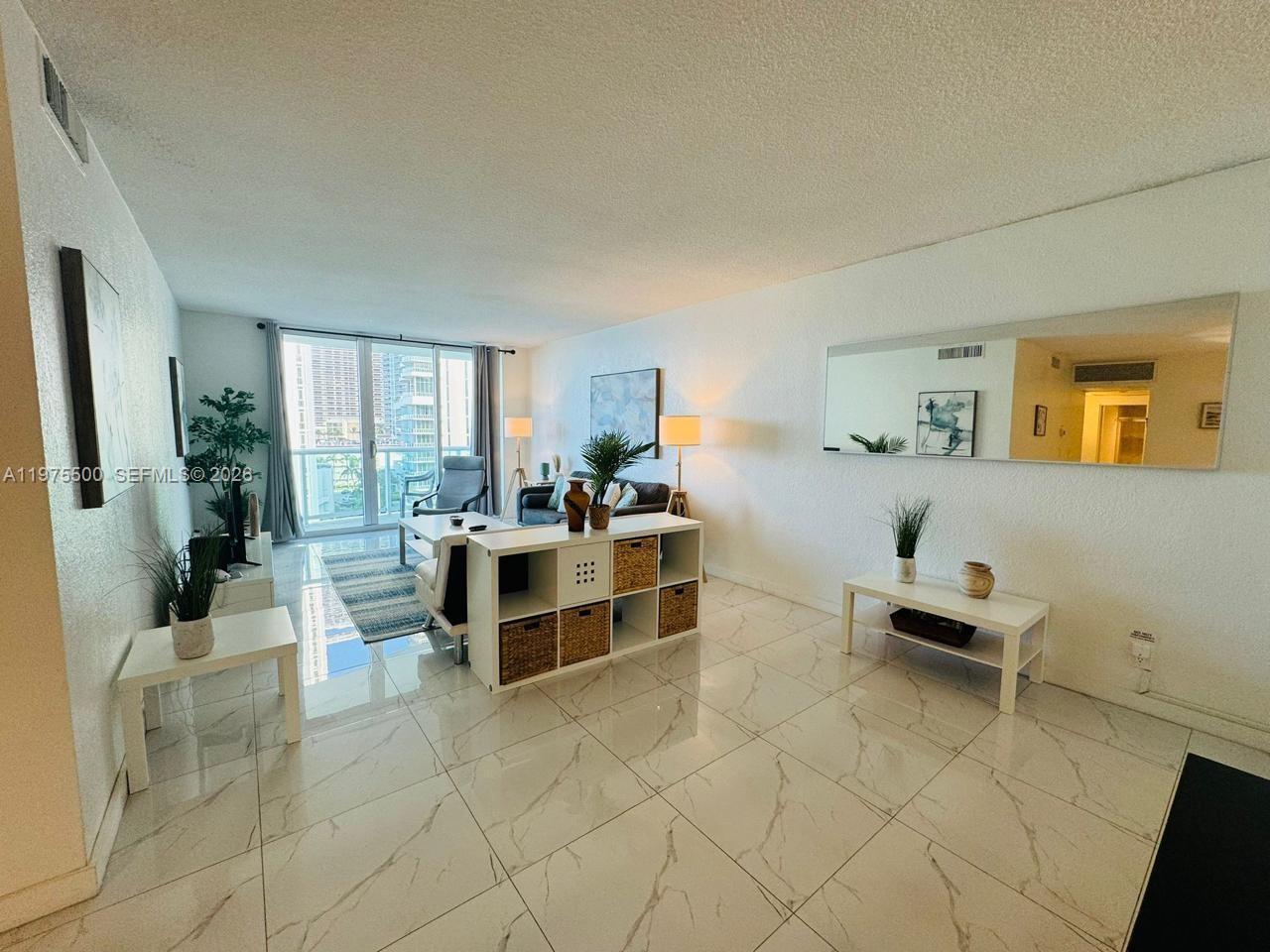 3901 S Ocean Drive 10G, Hollywood, FL 33019, Hollywood