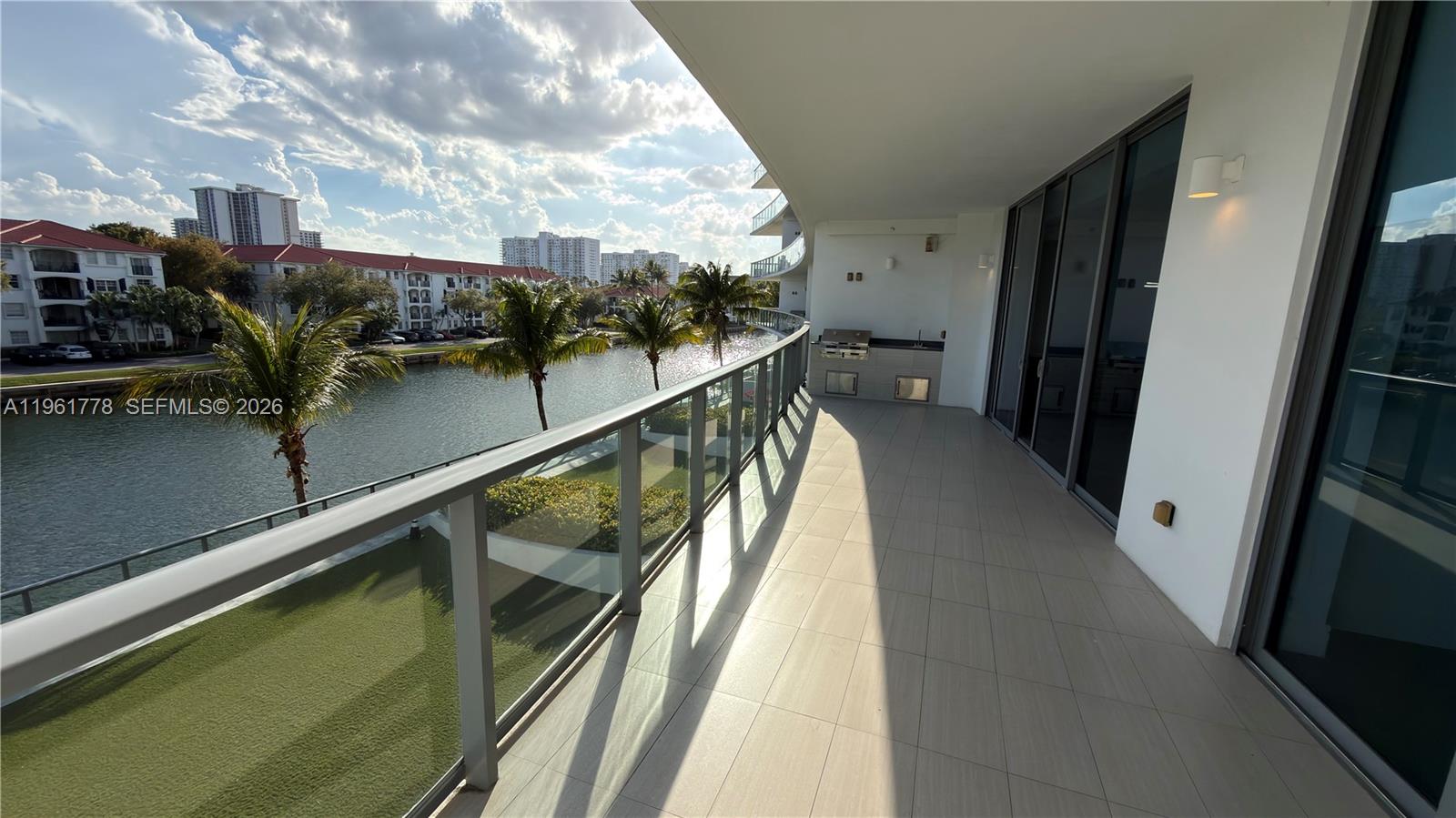 3250 NE 188th Street 204, Aventura, FL 33180, Aventura