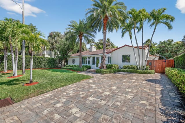 430 NE 8th Avenue, sold in Holmberg & Mc Kees Sub 1-, Fort Lauderdale, FL