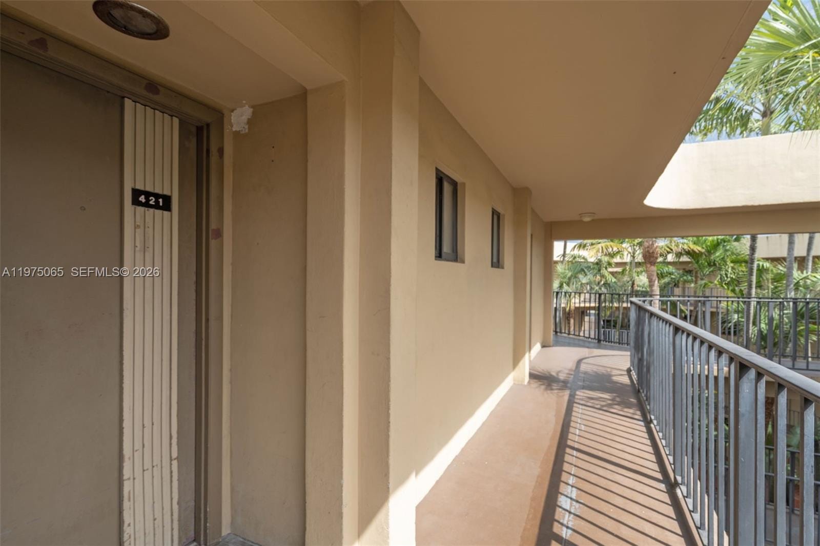 8615 NW 8th Street 421, Miami, FL 33126 photo 2