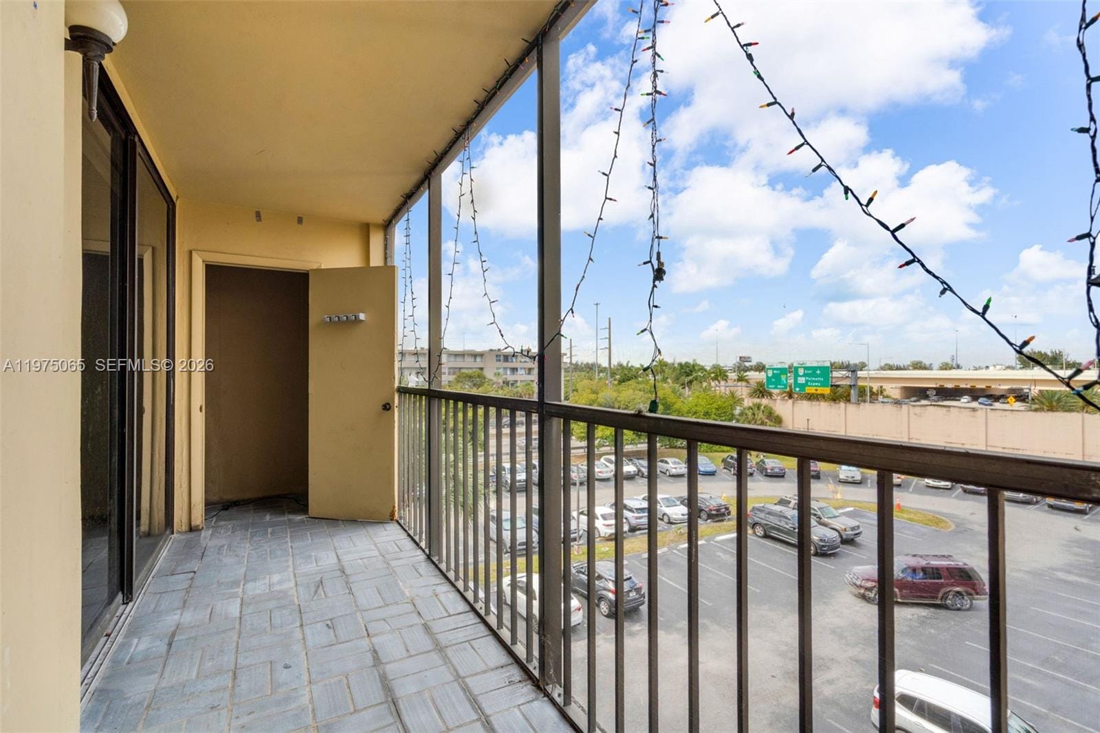 8615 NW 8th Street 421, Miami, FL 33126 photo 18