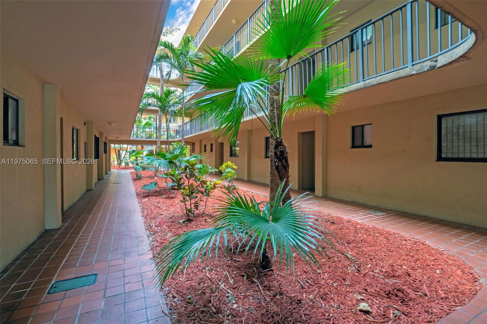 8615 NW 8th Street 421, Miami, FL 33126 photo 19