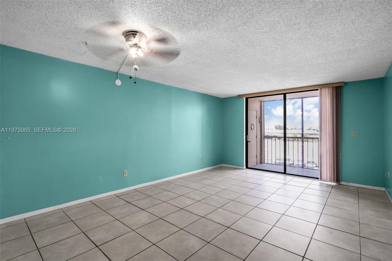 8615 NW 8th Street 421, Miami, FL 33126 photo 4