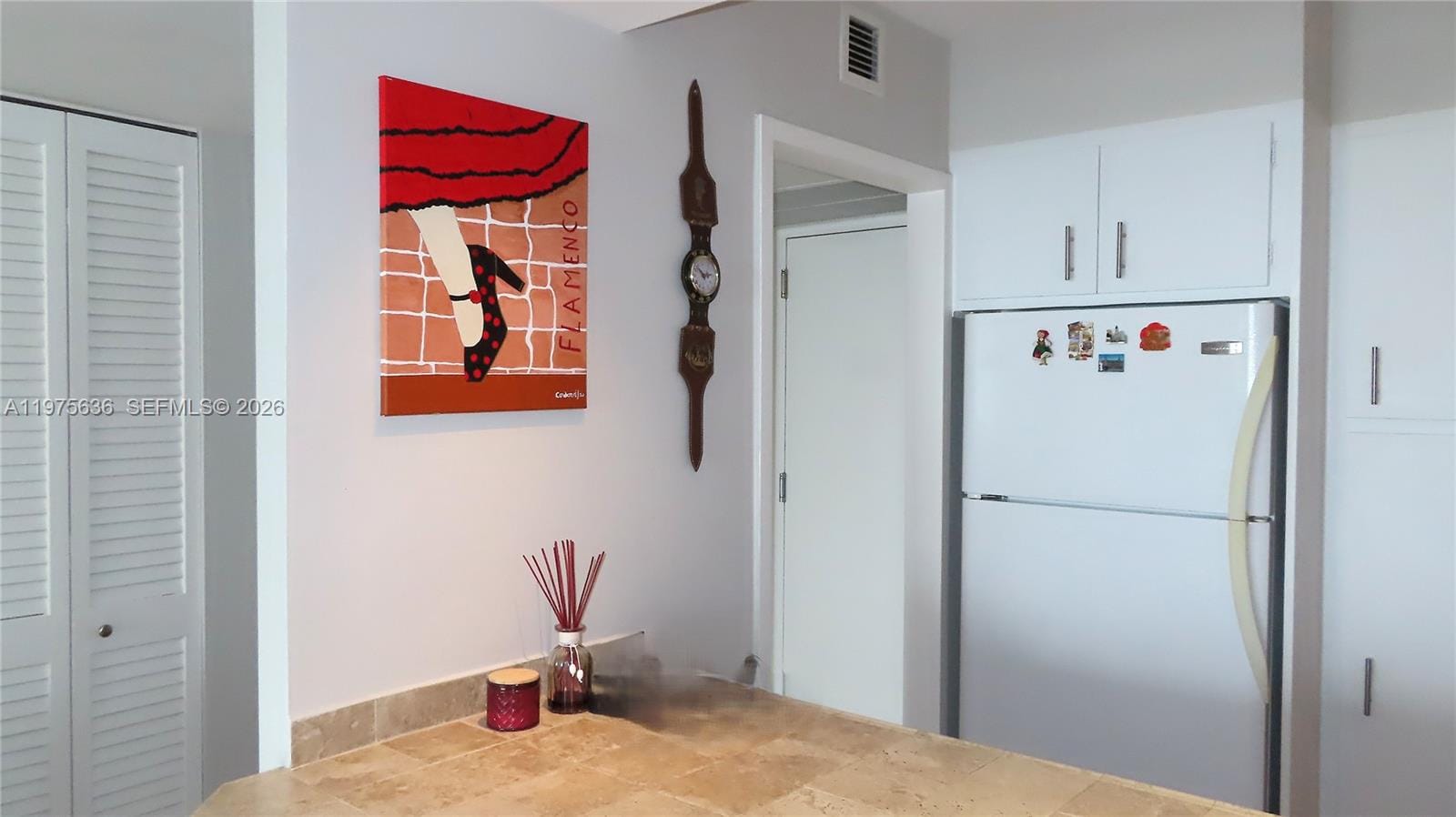 5701 Collins Avenue 803 — photo 10