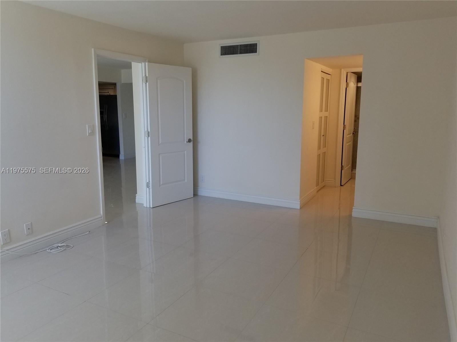 20500 W Country Club Drive 314, Aventura, FL 33180 photo 12