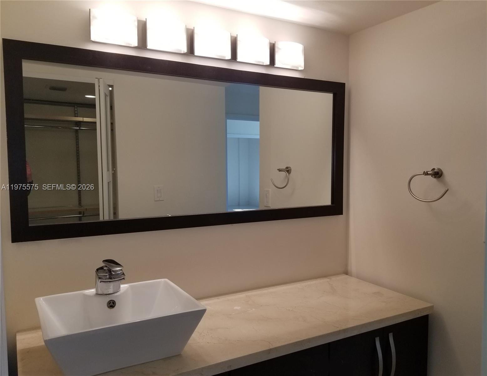 20500 W Country Club Drive 314, Aventura, FL 33180 photo 13
