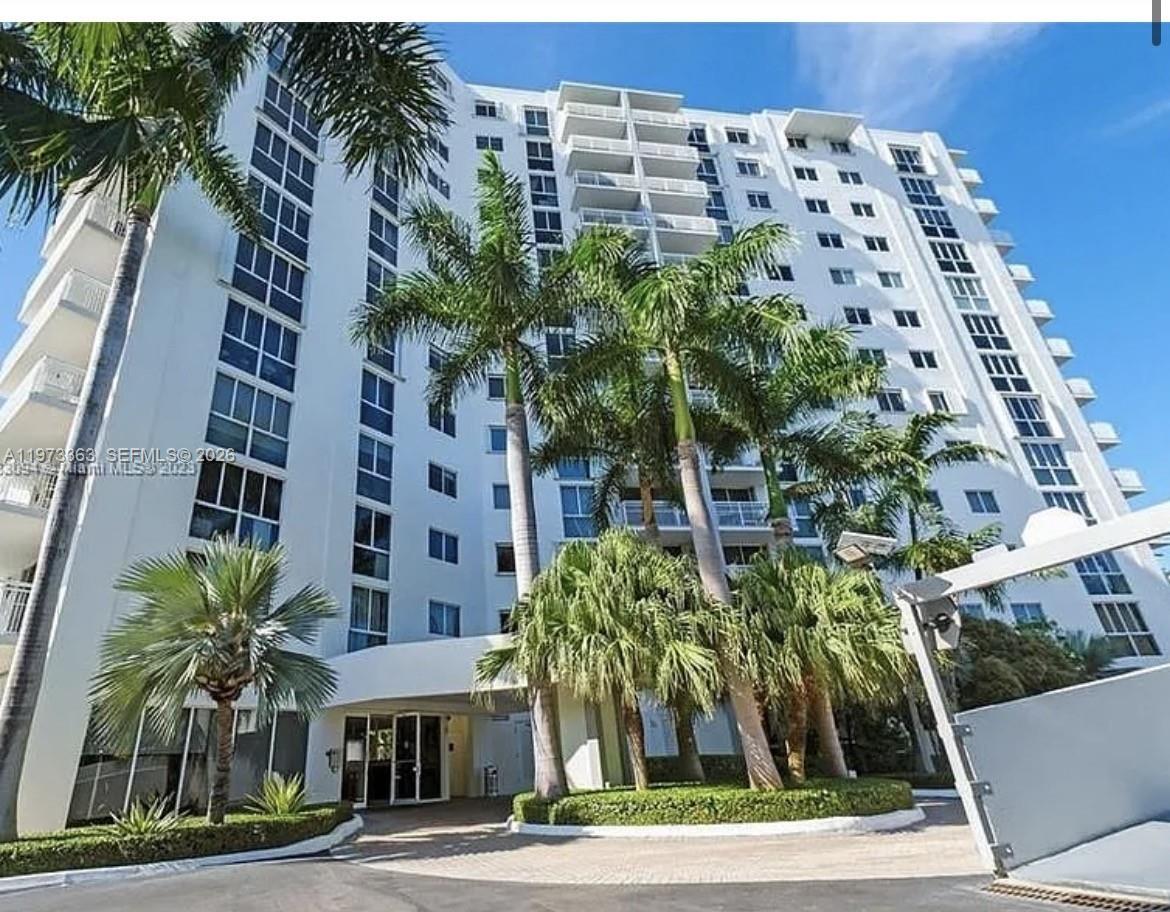 1688 West Avenue G-08, Miami Beach, FL 33139, Miami Beach