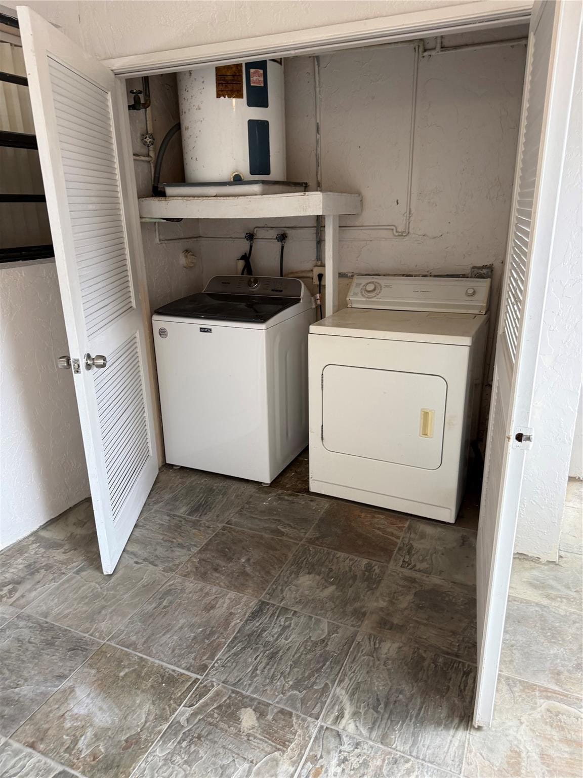 8601 NW 34th Place A102 — photo 3