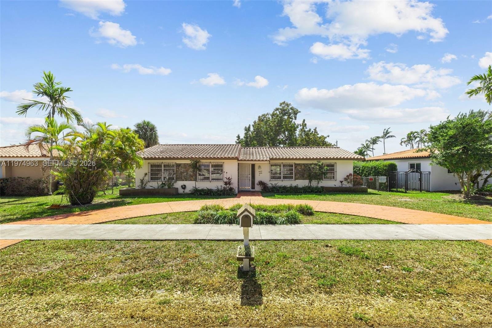 10262 SW 27th Street, Miami, FL 33165